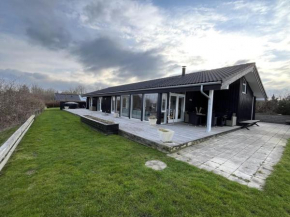 Holiday Home Tuulikki - 100m from the sea by Interhome in Nyrup